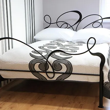 Leo Vandrerhjem Poznań