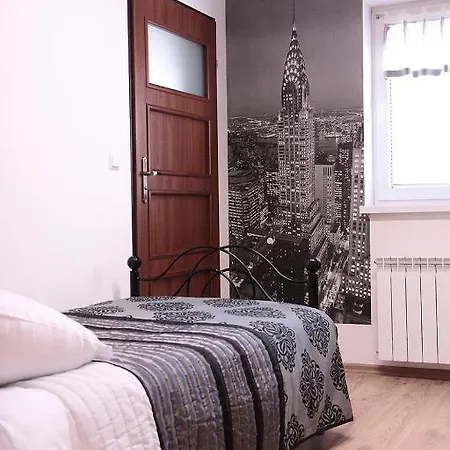 Leo Познань