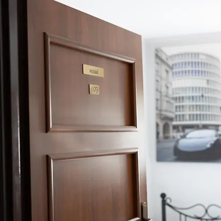 利欧旅舍 旅馆 波兹南